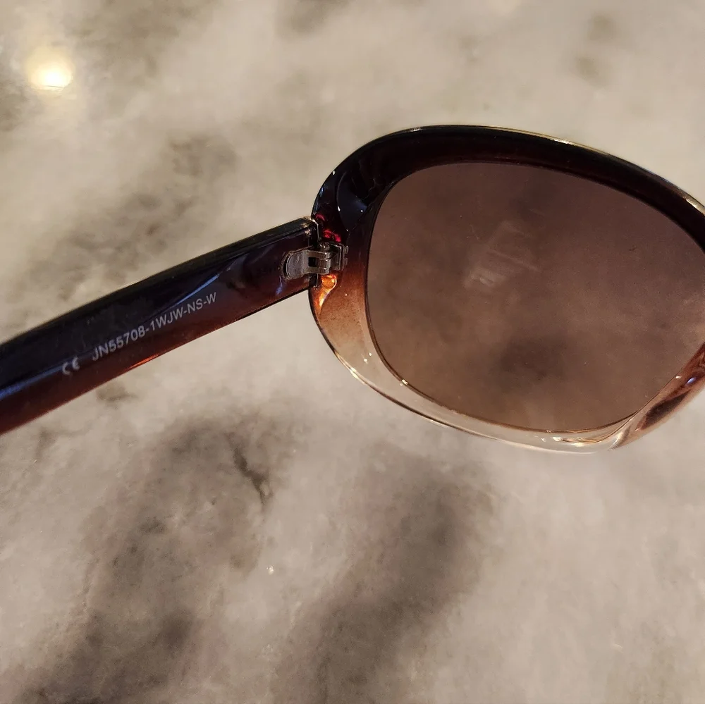 Jones New York | Plastic Brown Sunglasses